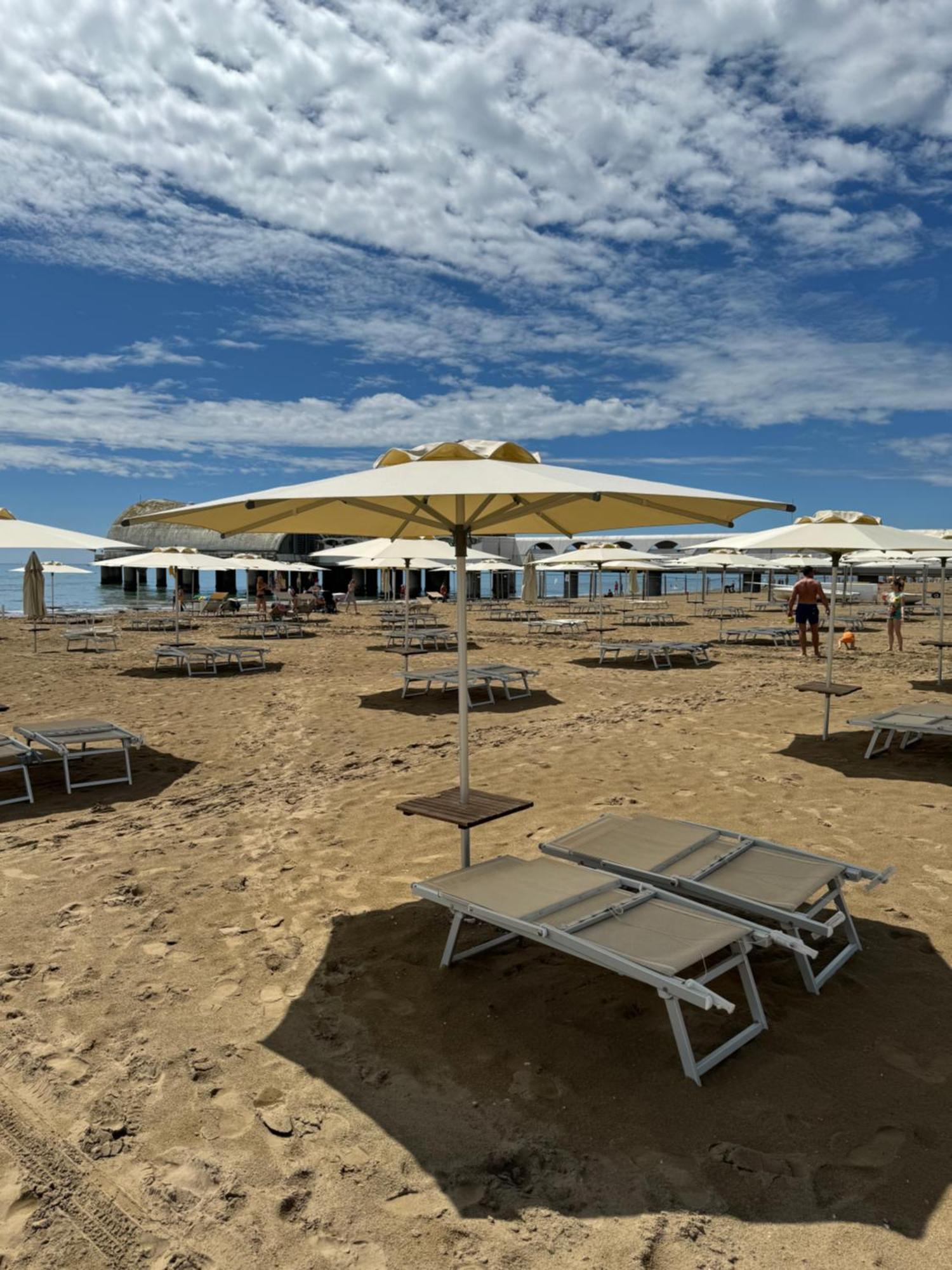 Appart 21 Artistic Beach Apartment Λινιάνο Σαμπιαντόρο Εξωτερικό φωτογραφία